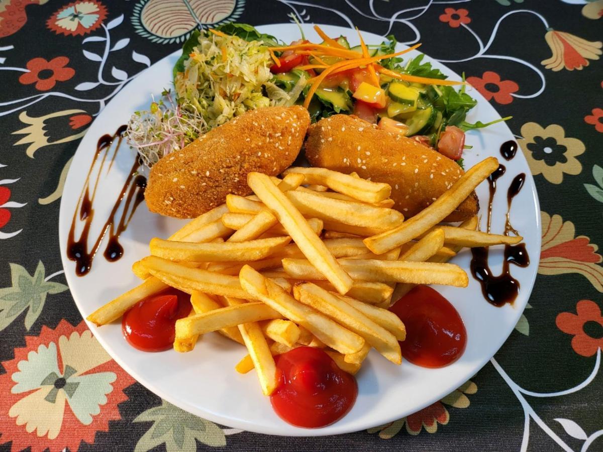 Zajazd Gniewko Mala Karczma Dış mekan fotoğraf